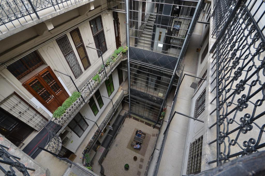 Heart Of Downtown Apartment Budapest Exteriör bild
