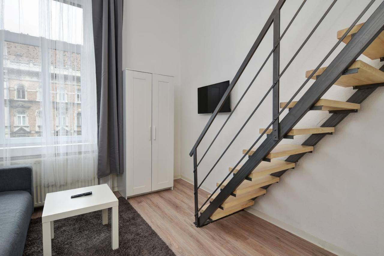Heart Of Downtown Apartment Budapest Exteriör bild