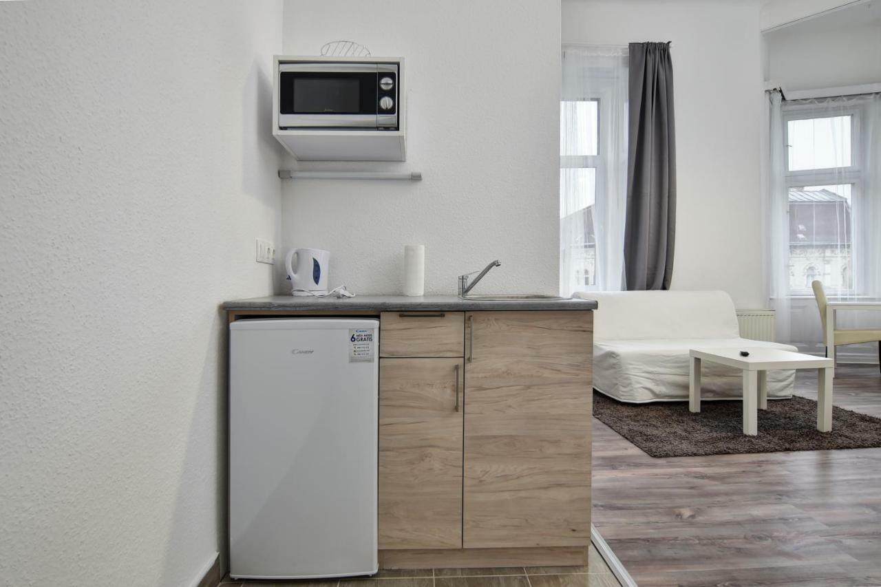 Heart Of Downtown Apartment Budapest Exteriör bild