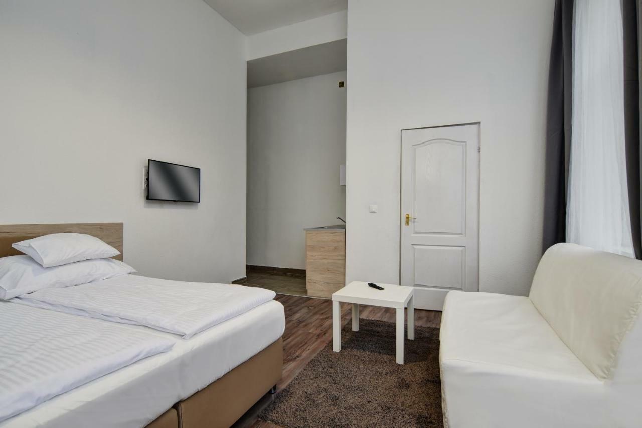 Heart Of Downtown Apartment Budapest Exteriör bild